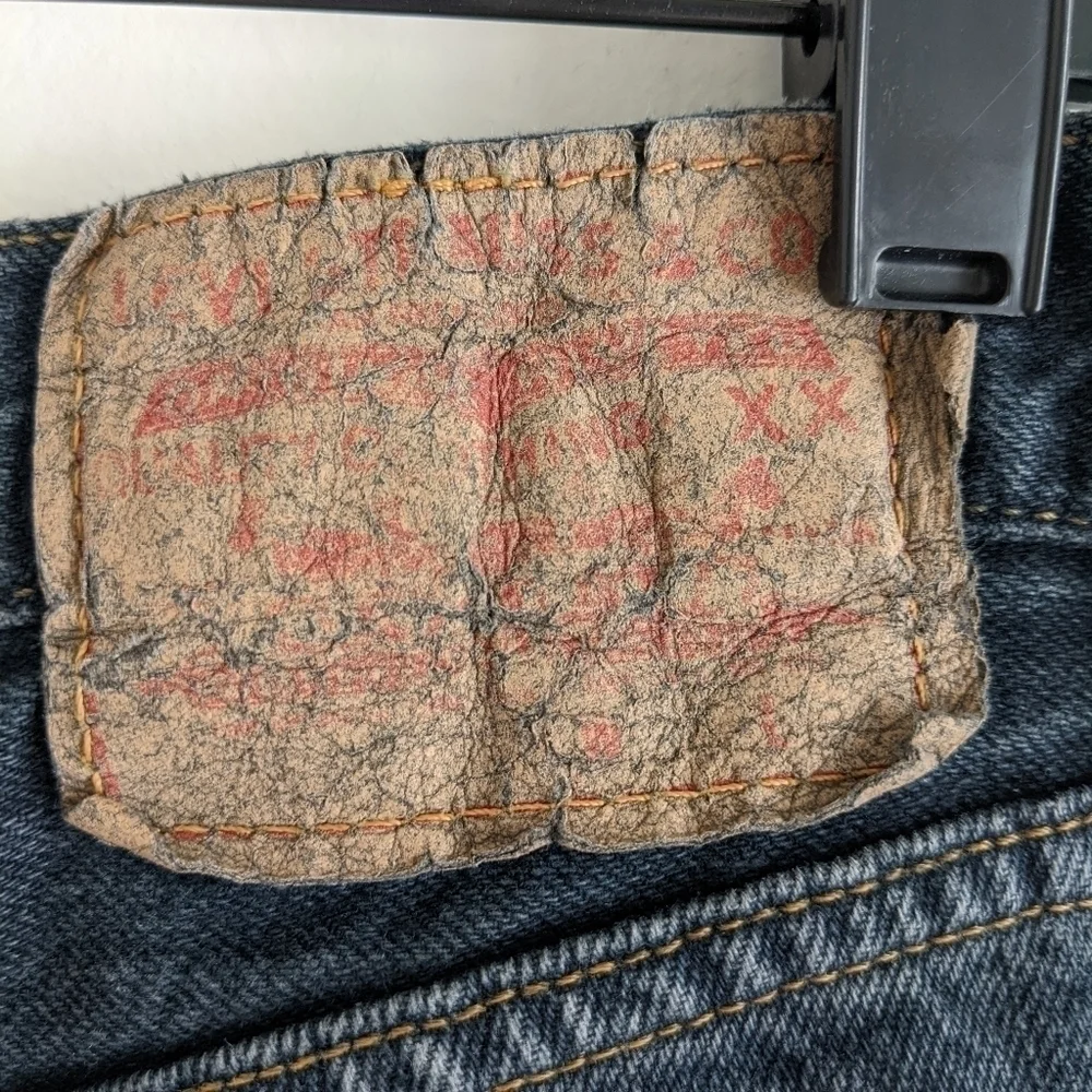 VINTAGE Levi's Button Fly Straight Leg Dark Wash 34x34